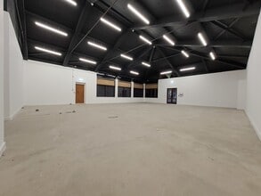 13 Benbow Ct, Shenley Church End à louer Photo intérieure- Image 2 de 3