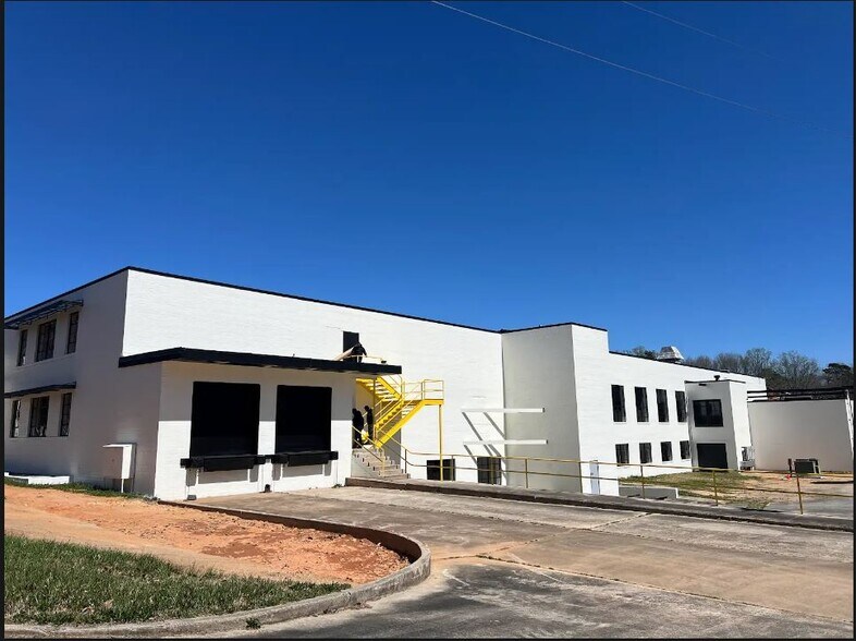 414 N Meriah St, Landis, NC à louer - Photo du bâtiment - Image 1 de 14