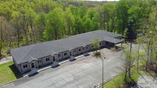 Plus de détails pour 4 Corwin Ct, Newburgh, NY - Bureau à vendre