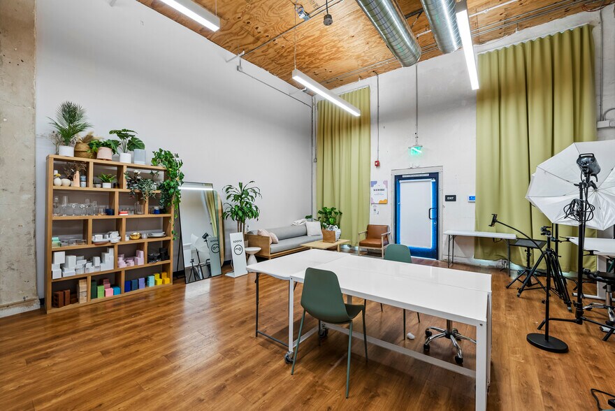 2807-2811 W Sunset Blvd, Los Angeles, CA à louer - Photo intérieure - Image 3 de 6