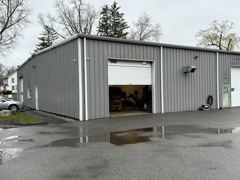 78 Park Lane Rd, New Milford, CT for lease - Primary Photo - Image 1 of 1