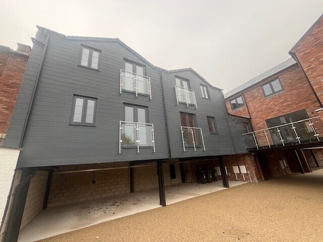 Emscote Road, Warwick à vendre - Photo du bâtiment - Image 2 de 4