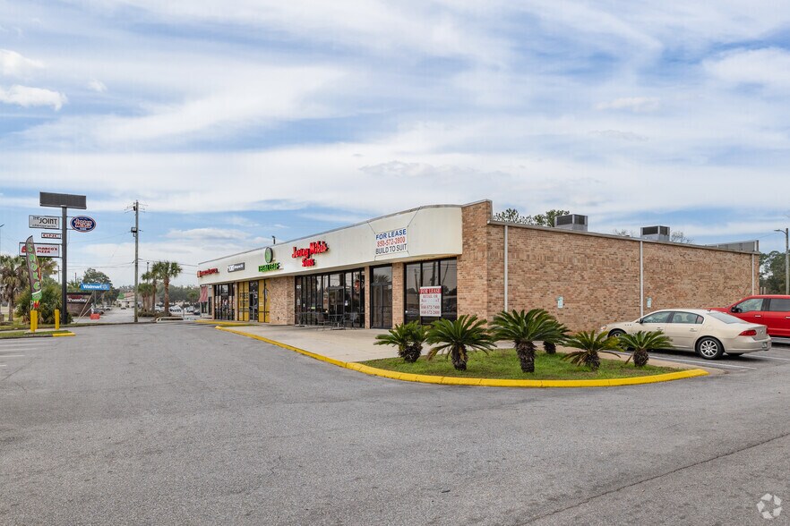 503 N Navy Blvd, Pensacola, FL à louer - Photo du bâtiment - Image 2 de 10