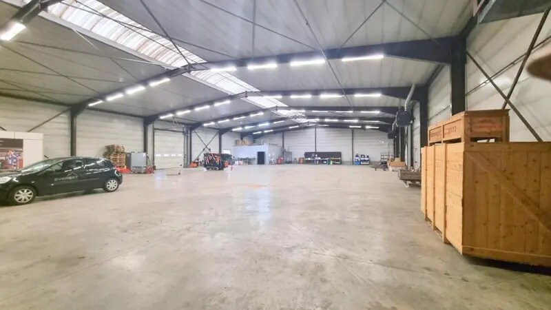 Industrial in Achères for sale - Interior Photo - Image 3 of 28