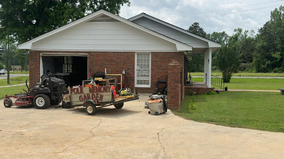 2245 Rockmart Hwy, Cedartown, GA à vendre - Photo du bâtiment - Image 2 de 10