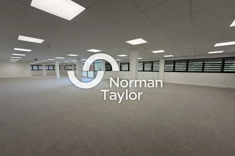 Office in Montpellier for lease - Interior Photo - Image 3 of 11