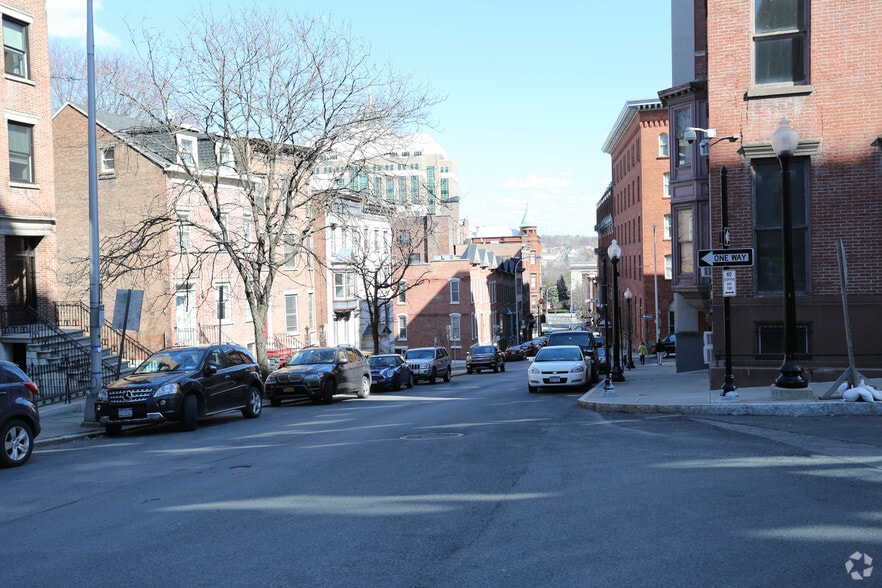 87 Columbia St, Albany, NY for lease - Building Photo - Image 3 of 5