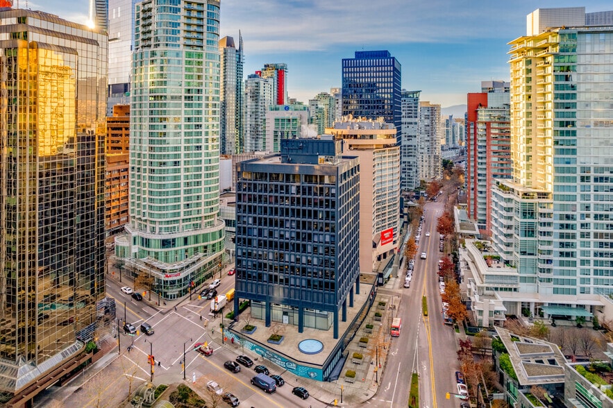 1111 W Hastings St, Vancouver, BC à louer - Photo du bâtiment - Image 3 de 6