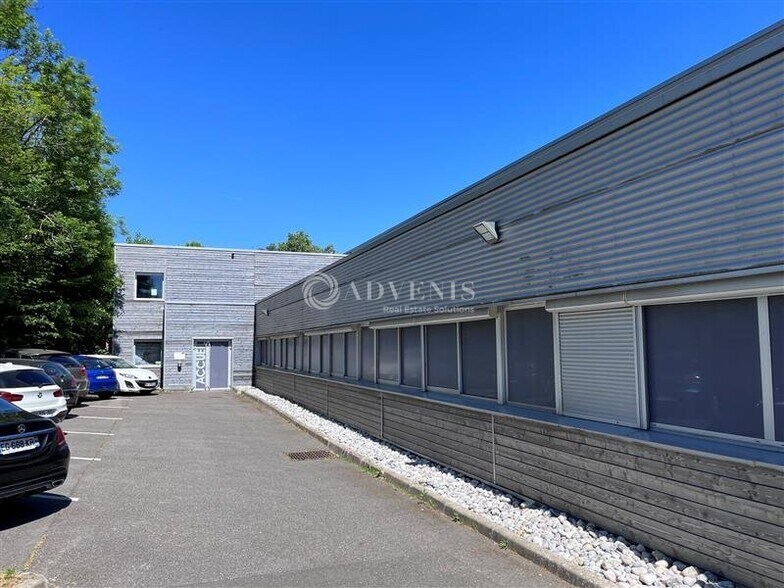 1 Avenue Jean D'Alembert, Trappes à louer - Photo du bâtiment - Image 3 de 6