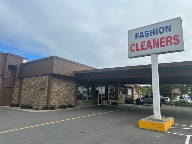 Plus de détails pour 1152 Court St, Clearwater, FL - Commerce de détail à vendre