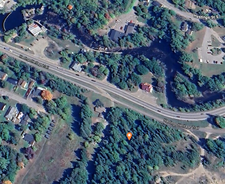 Mill St, Bancroft, ON à vendre - Aérien - Image 2 de 2
