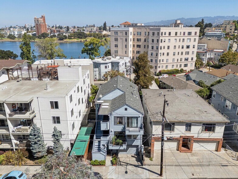 459 Stow Ave, Oakland, CA à vendre - Photo du bâtiment - Image 3 de 45