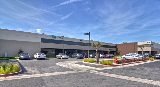 More details for 10535-10549 Humbolt St, Los Alamitos, CA - Industrial for Lease