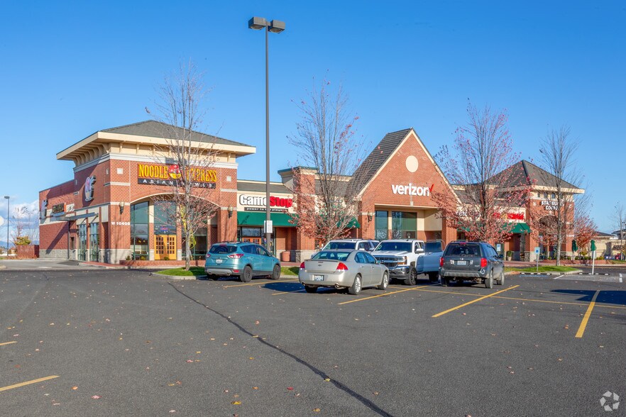 10408 W Sunset Hwy, Spokane, WA à louer - Photo du bâtiment - Image 2 de 4