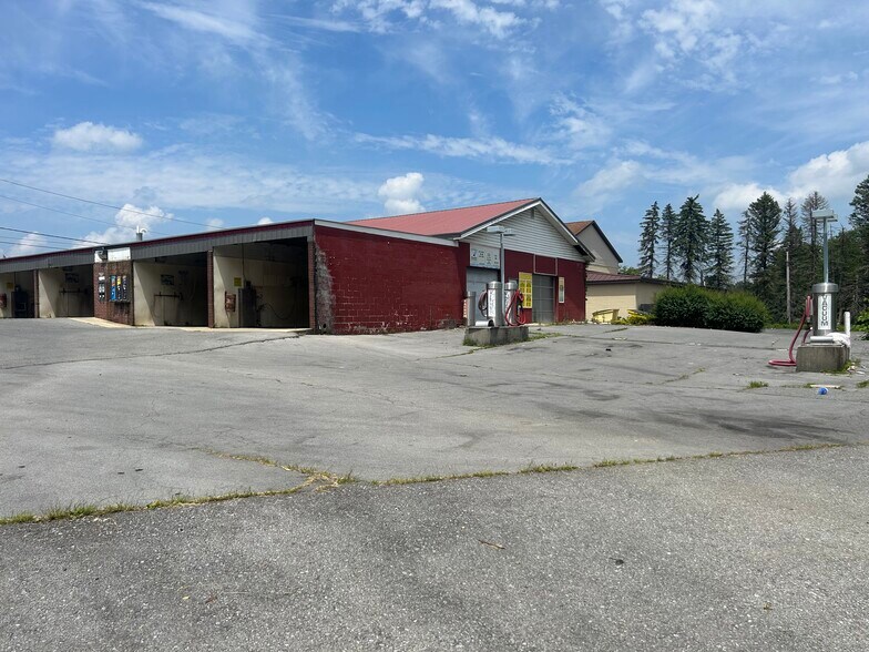 1788 Goucher St, Johnstown, PA à vendre - Photo du bâtiment - Image 3 de 3