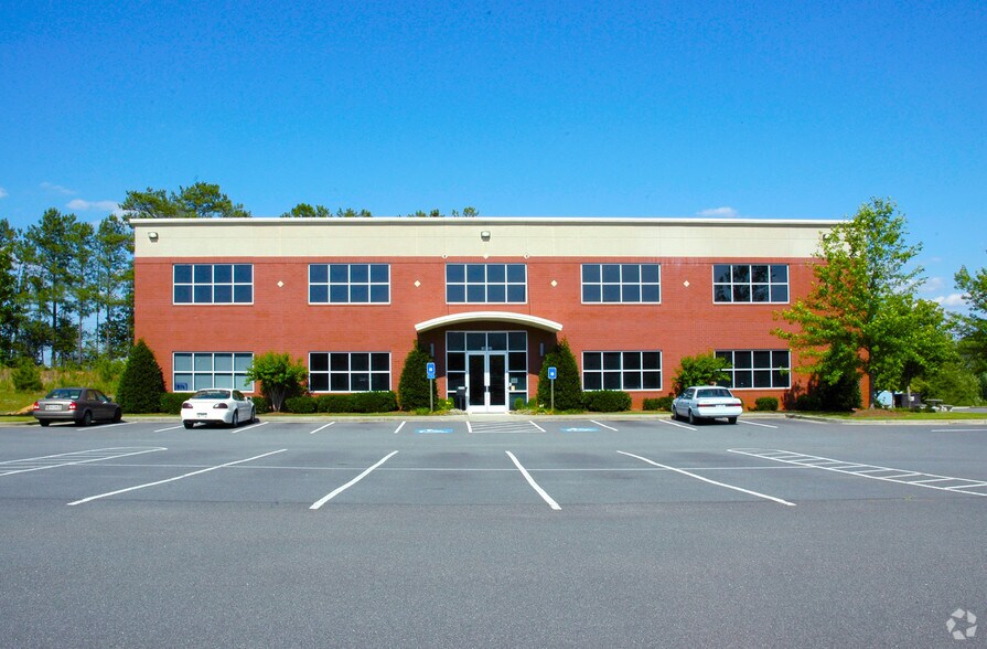2053 Franklin Way SE, Marietta, GA à louer - Photo du bâtiment - Image 3 de 10