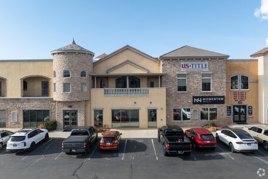 811-867 N 900 W, Orem, UT à vendre - Photo du bâtiment - Image 2 de 41