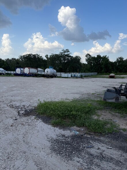 4306 Highway 574, Plant City, FL à louer - Photo du bâtiment - Image 3 de 7