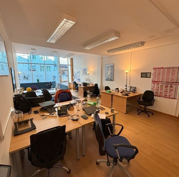 23-27 Holburn St, Aberdeen for lease - Building Photo - Image 2 of 2