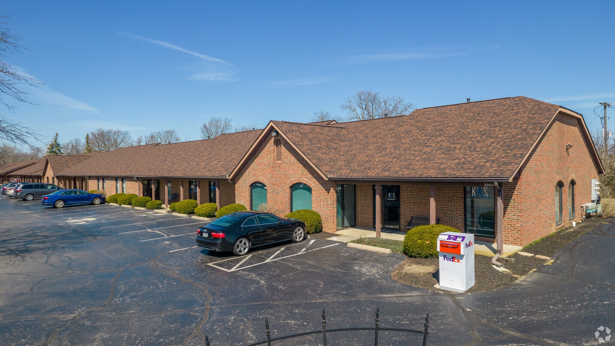 3960 Brown Park Dr, Hilliard, OH à louer Photo principale- Image 1 de 8