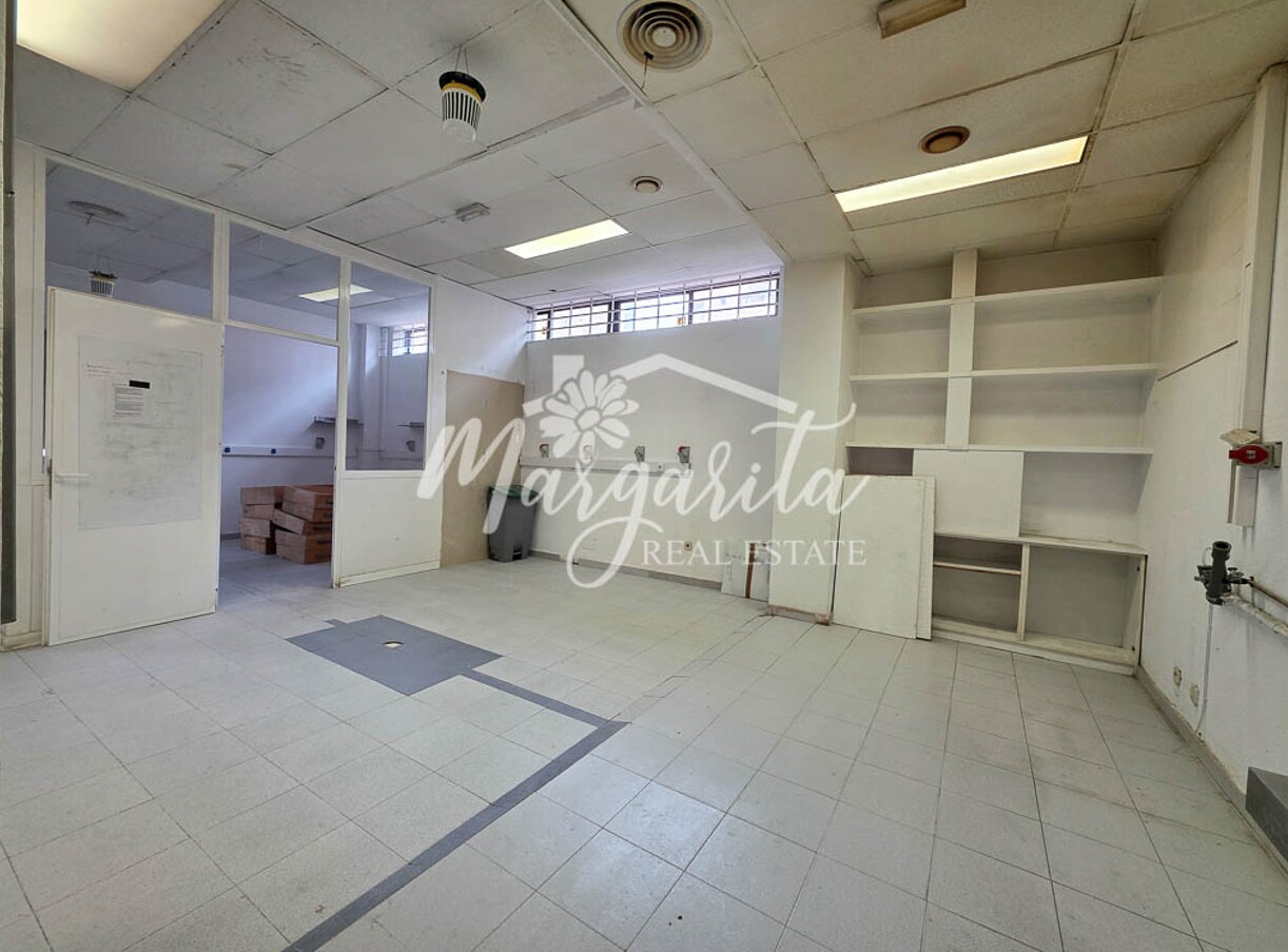 Retail in Madrid, Madrid for lease Primary Photo- Image 1 of 2