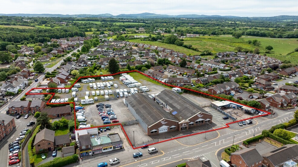 Land at Clwyd Car Auctions portefeuille de 2 propriétés à vendre sur LoopNet.ca - Aérien - Image 1 de 9