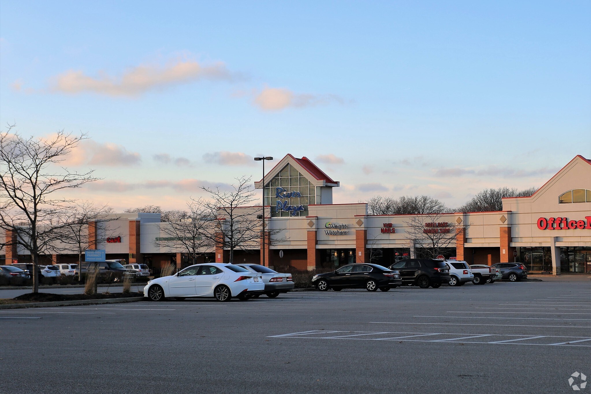 21810-22160 Center Ridge Rd, Rocky River, OH for lease Primary Photo- Image 1 of 8