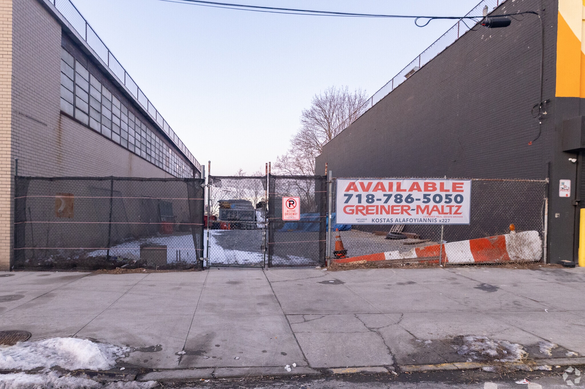 40-01 Skillman Ave, Long Island City, NY for lease Building Photo- Image 1 of 3