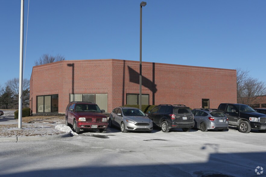 11630 W 80th St, Lenexa, KS à vendre - Photo du bâtiment - Image 3 de 5