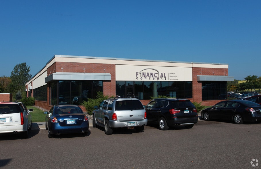 9655 Schmidt Lake Rd, Plymouth, MN for sale - Building Photo - Image 3 of 14