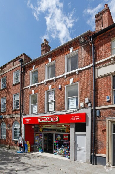 29 Market Sq, Retford à vendre - Photo du bâtiment - Image 2 de 2