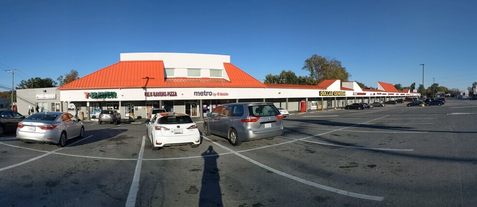 9820-9870 Liberty Rd, Randallstown, MD à louer - Photo du bâtiment - Image 2 de 8