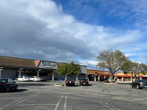 500-598 Walnut Ave, Greenfield, CA for lease Interior Photo- Image 1 of 3