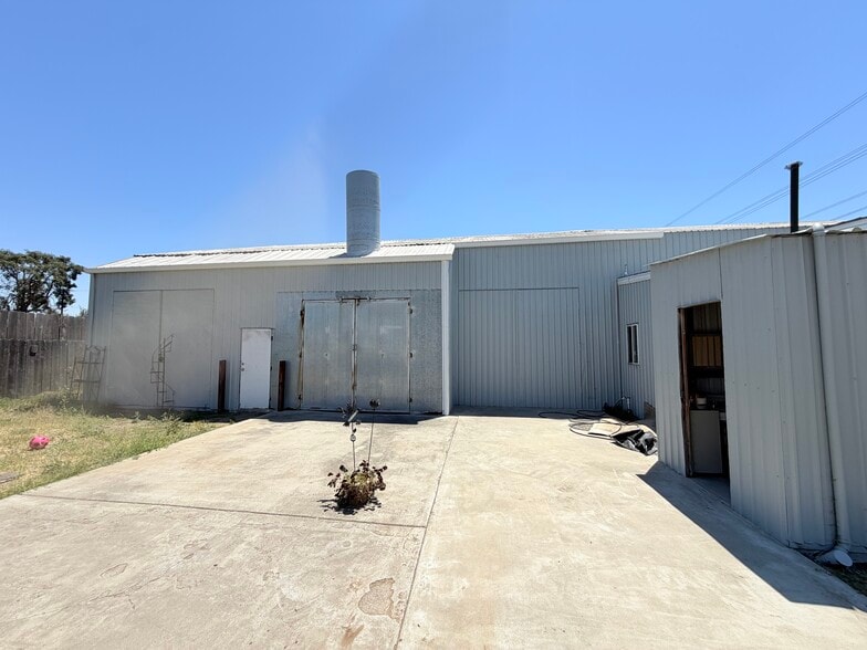 3230 Moore Rd, Ceres, CA à vendre - Photo du bâtiment - Image 2 de 21