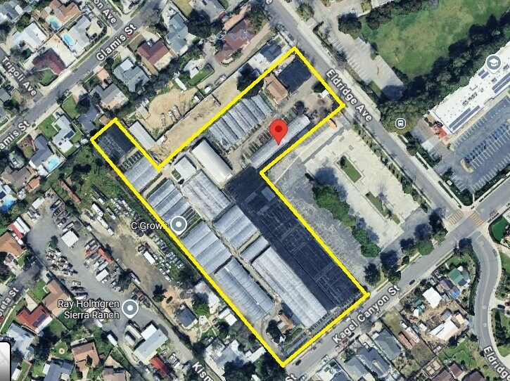 11555 Eldridge Ave, Sylmar, CA à vendre - Aérien - Image 2 de 3