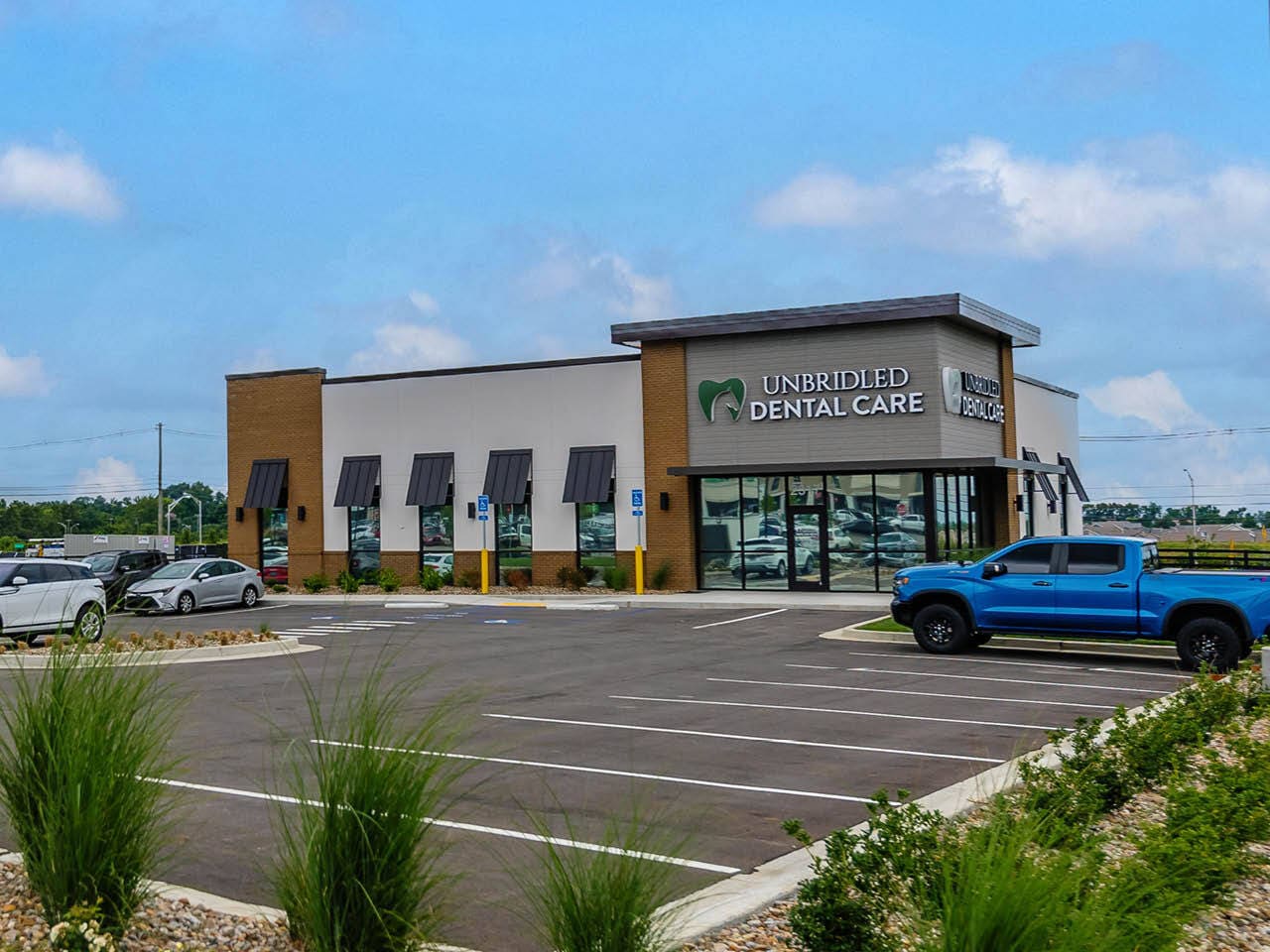 2317 Remington Way, Lexington, KY for sale Primary Photo- Image 1 of 6