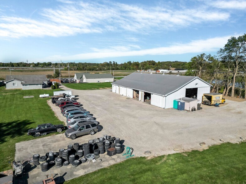 12323 Worthington Rd SW, Pataskala, OH à vendre - Photo du bâtiment - Image 3 de 39