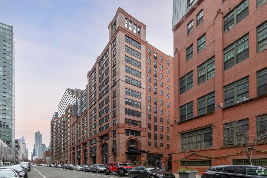 540-548 W 53rd St, New York, NY à louer - Photo principale - Image 1 de 4