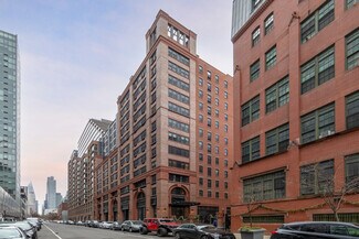 Plus de détails pour 540-548 W 53rd St, New York, NY - Commerce de détail à louer