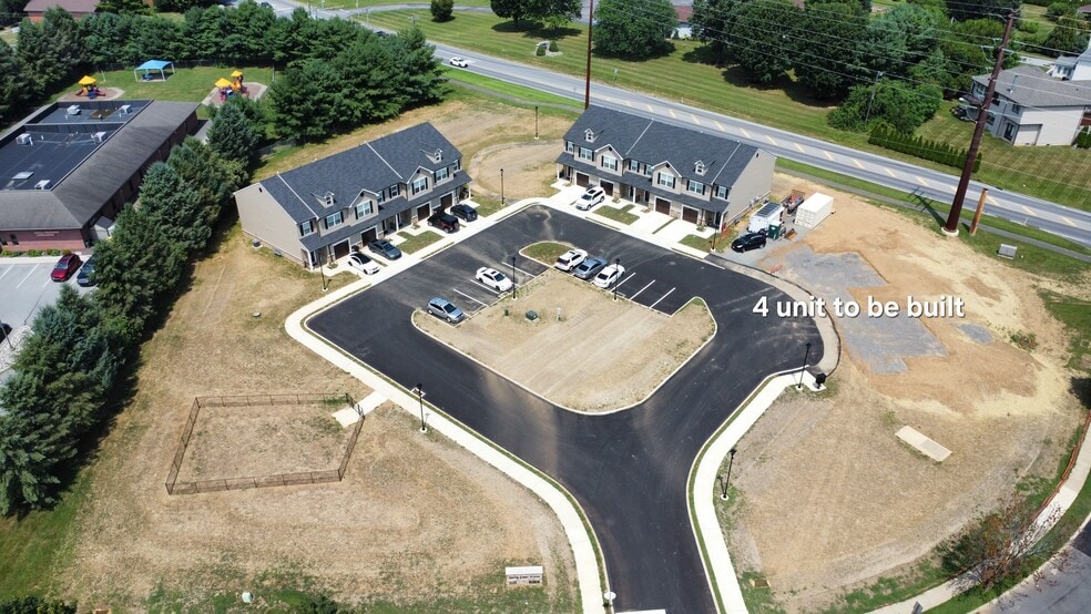 6645 Stein Way, Macungie, PA à vendre - Photo du bâtiment - Image 3 de 38