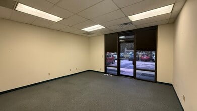 7901 Baymeadows Way, Jacksonville, FL for lease Interior Photo- Image 1 of 5