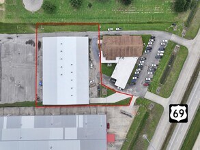 3190 Hwy 69 N, Nederland, TX à louer Photo intérieure- Image 2 de 7