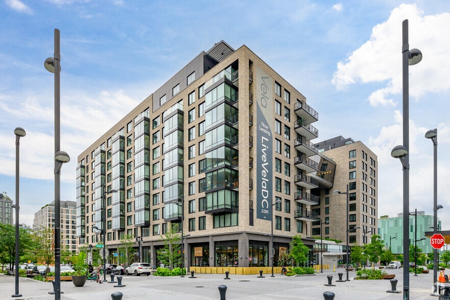 1300 Yards Pl SE, Washington, DC for lease - Primary Photo - Image 1 of 28