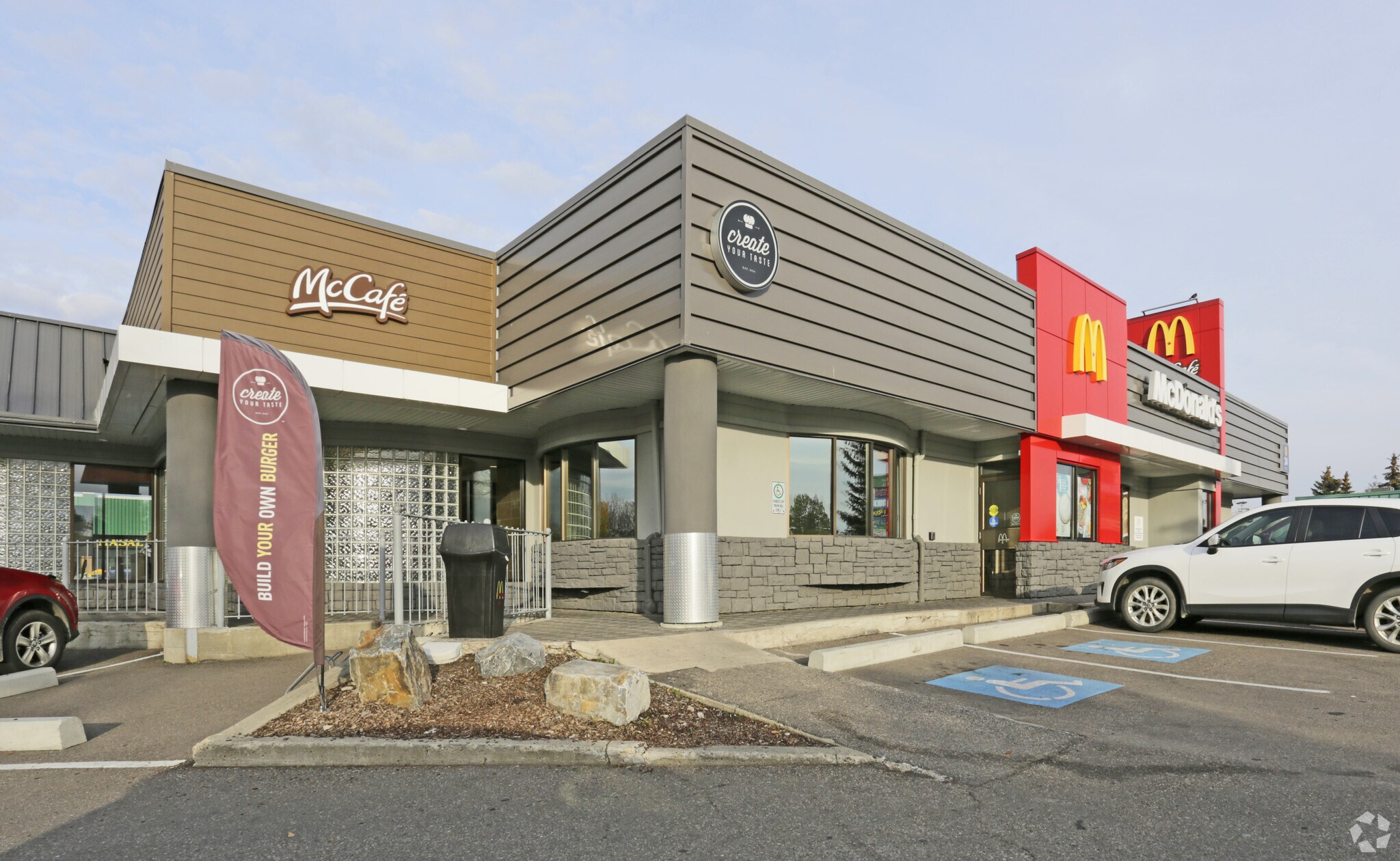 4202 66th St, Edmonton, AB à vendre Photo principale- Image 1 de 1