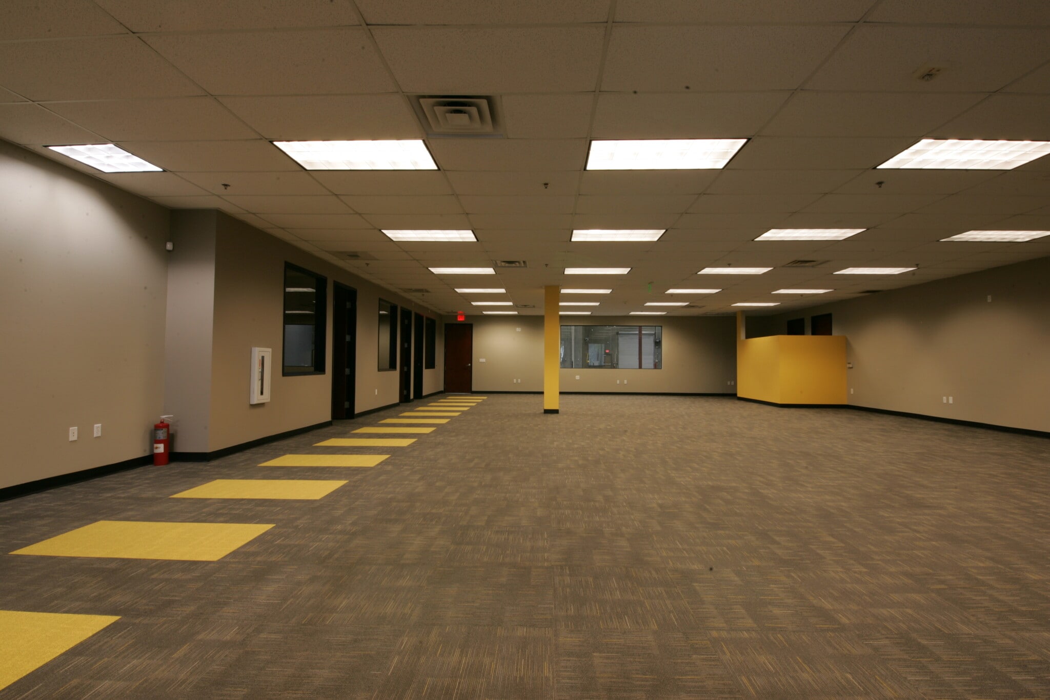 2651 N Crimson Canyon Dr, Las Vegas, NV for lease Interior Photo- Image 1 of 18