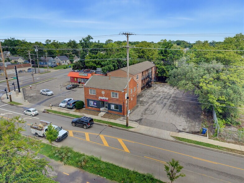 1084 E Hudson St, Columbus, OH à vendre - Photo du bâtiment - Image 1 de 19