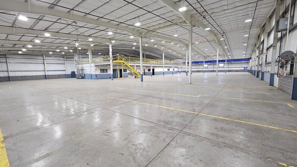 6377 Dean Pky, Ontario, NY for lease - Building Photo - Image 1 of 6