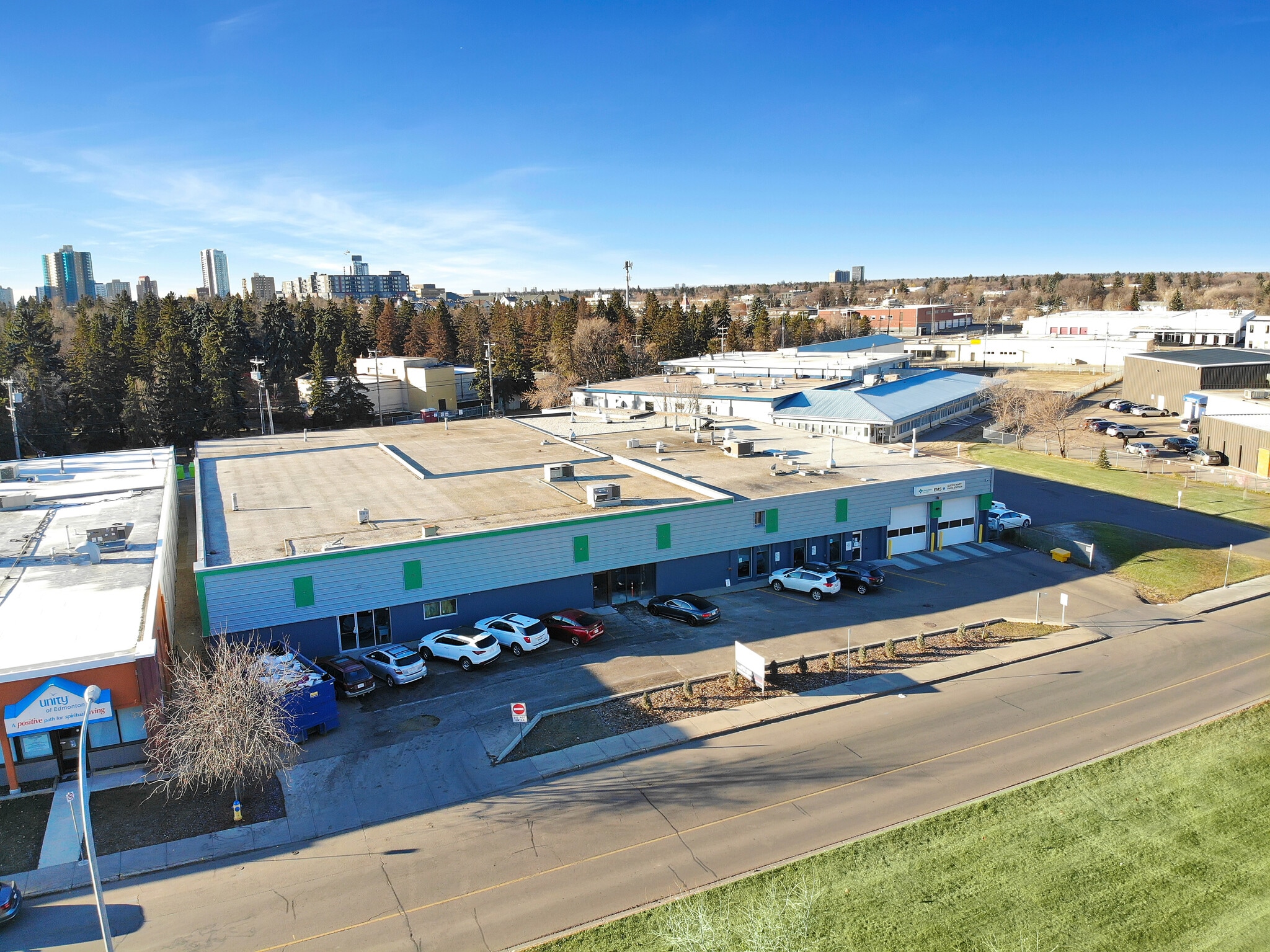 11735 108th Ave, Edmonton, AB à vendre Photo du bâtiment- Image 1 de 1