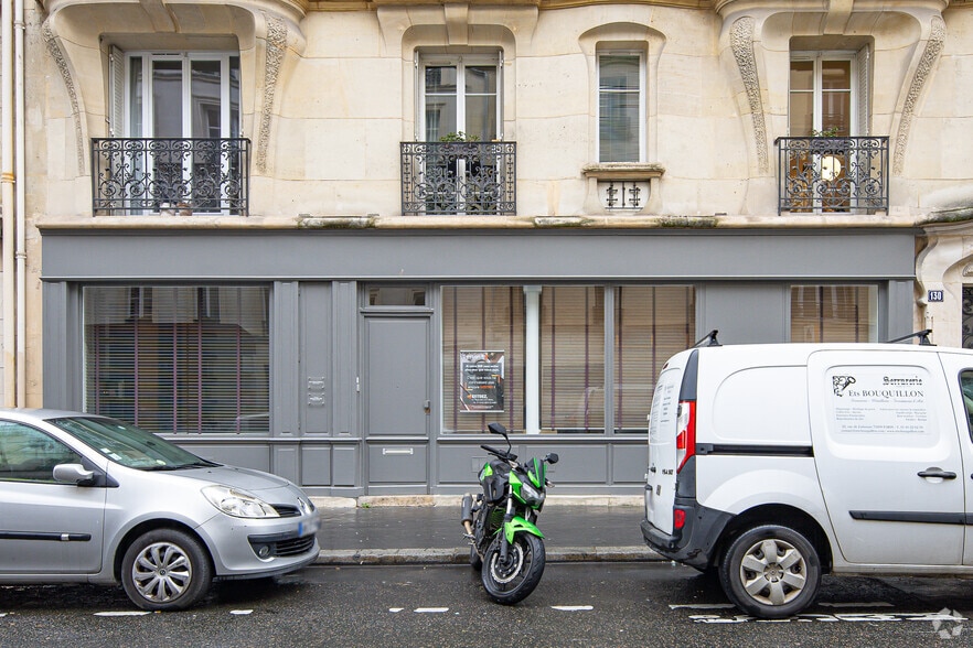 130 Rue De Tocqueville, Paris à louer - Photo du bâtiment - Image 2 de 2