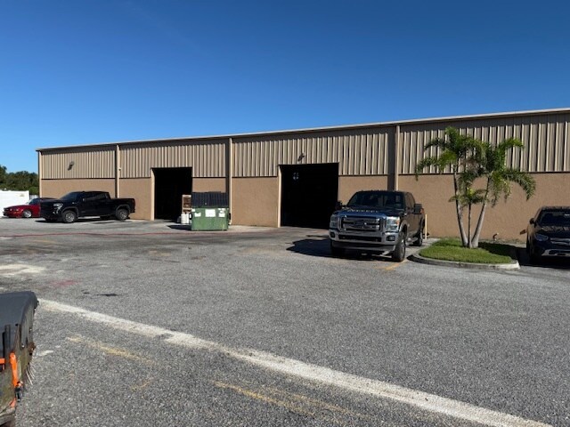 4816 Lena Rd, Bradenton, FL à louer - Photo du bâtiment - Image 2 de 25